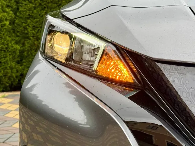 Nissan Leaf - фото 3