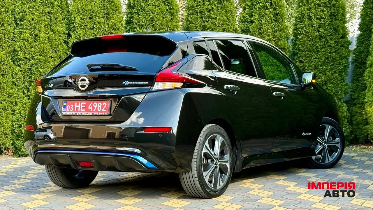 Nissan Leaf - фото 9