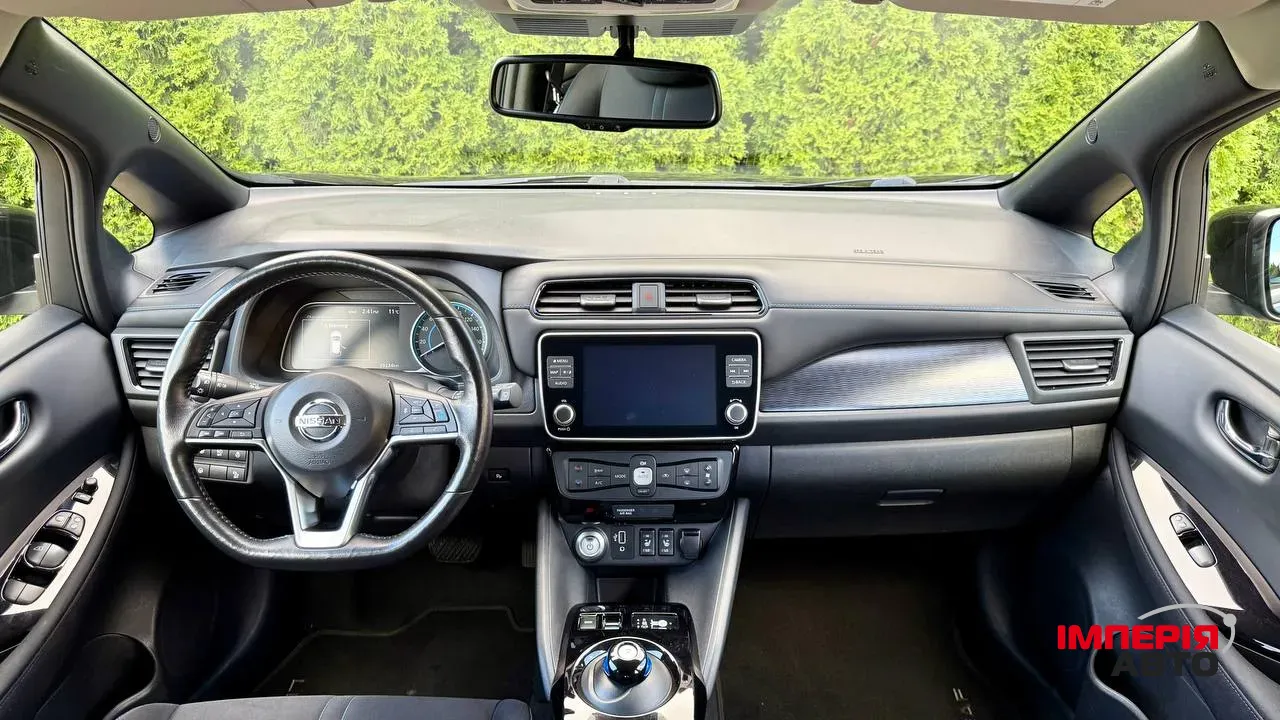 Nissan Leaf - фото 24