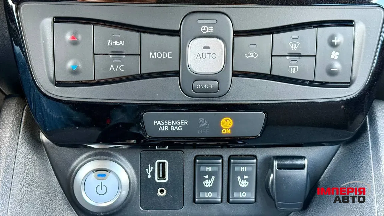 Nissan Leaf - фото 27