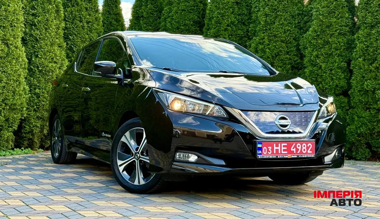 Nissan Leaf - фото 2