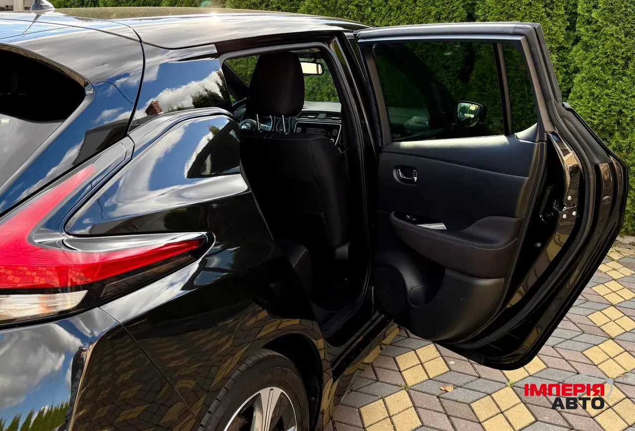 Nissan Leaf - фото 35