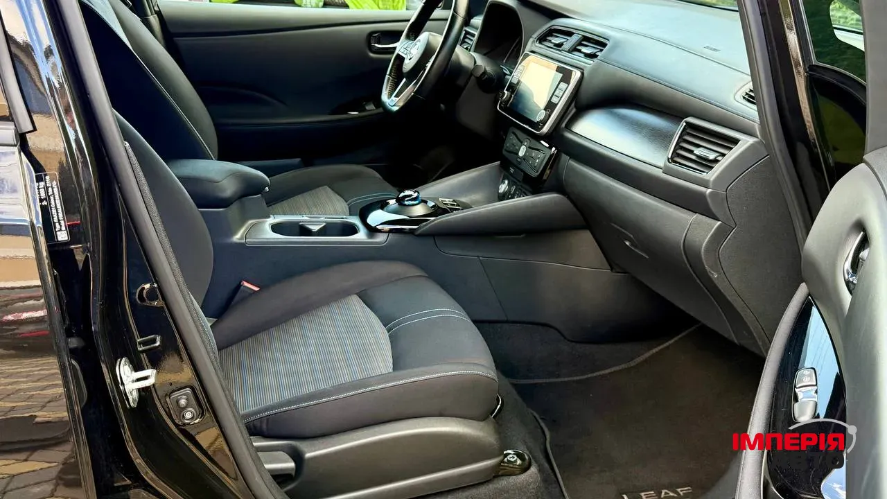 Nissan Leaf - фото 38