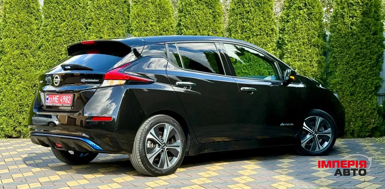 Nissan Leaf - фото 10