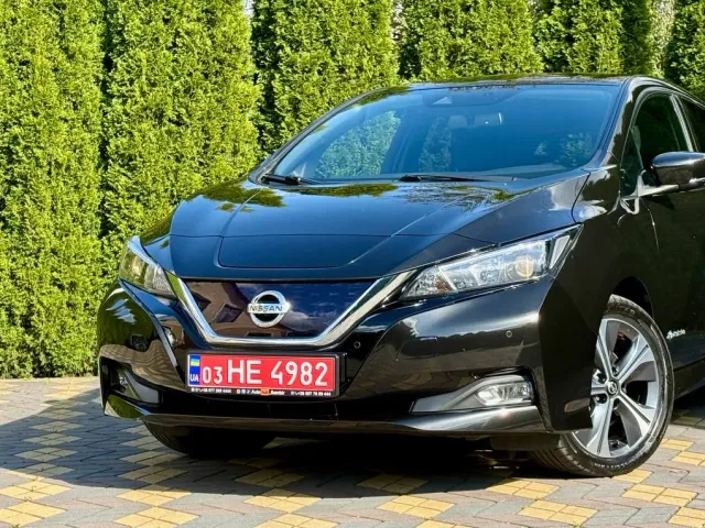 Nissan Leaf - фото 4