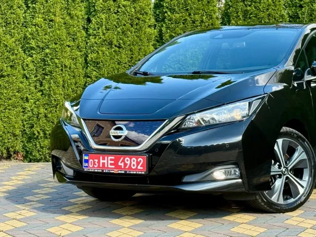 Nissan Leaf - фото 5