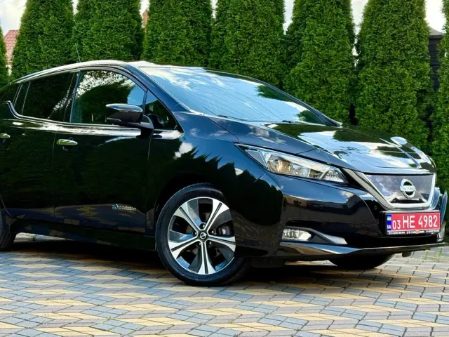 Nissan Leaf - фото 3