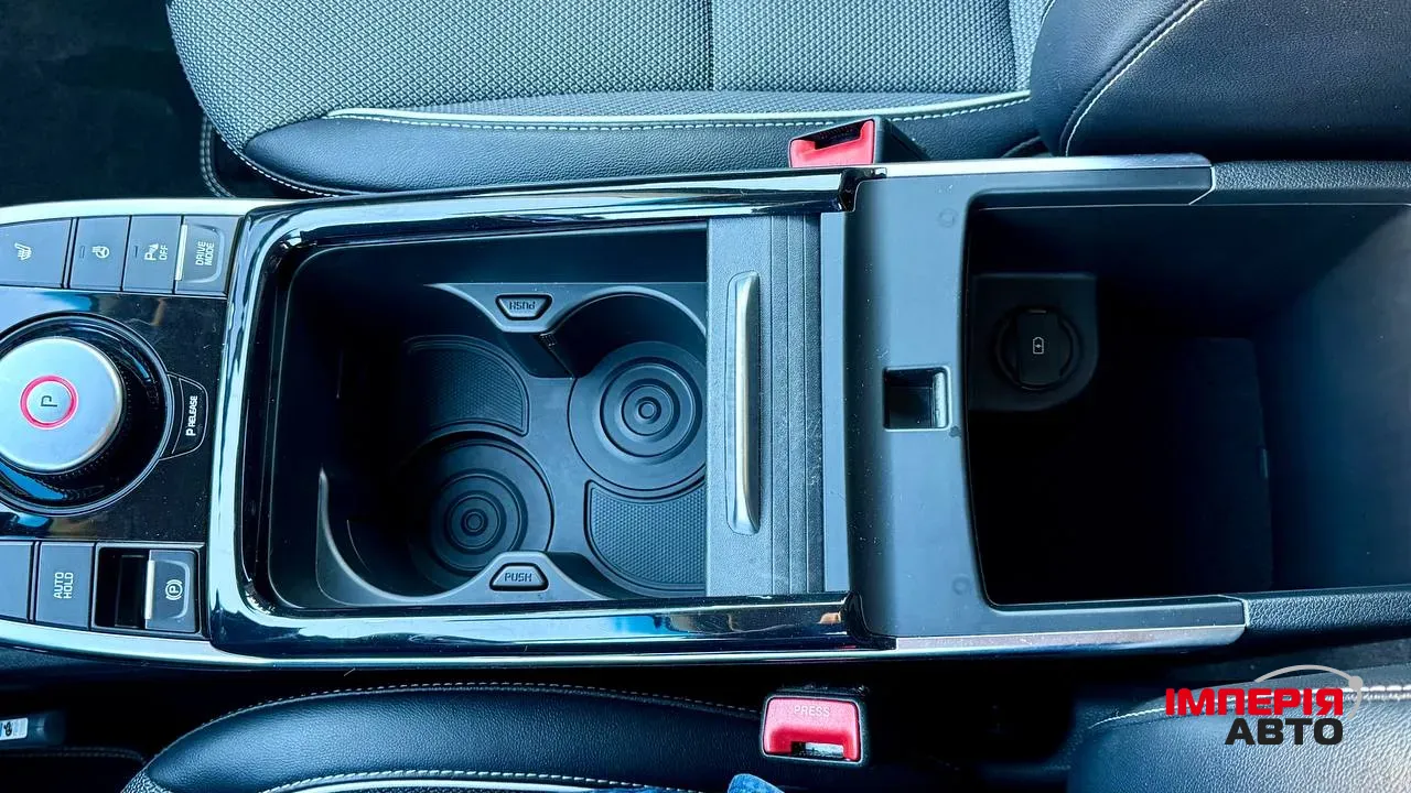 Kia Niro - фото 28