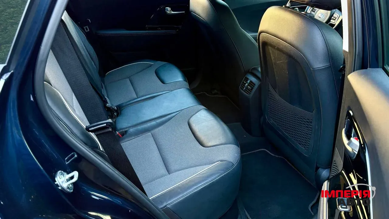 Kia Niro - фото 32