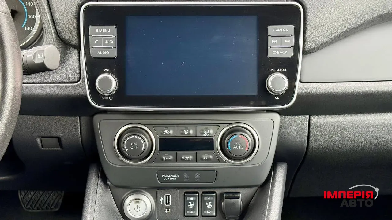 Nissan Leaf - фото 32