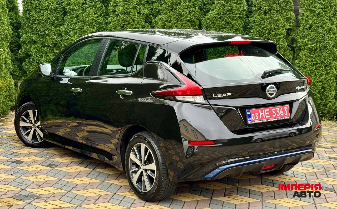 Nissan Leaf - фото 14