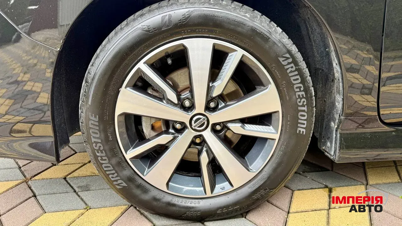 Nissan Leaf - фото 8