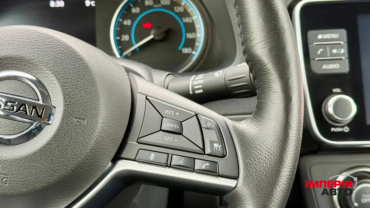 Nissan Leaf - фото 34