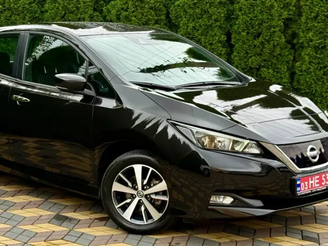 Nissan Leaf - фото 3