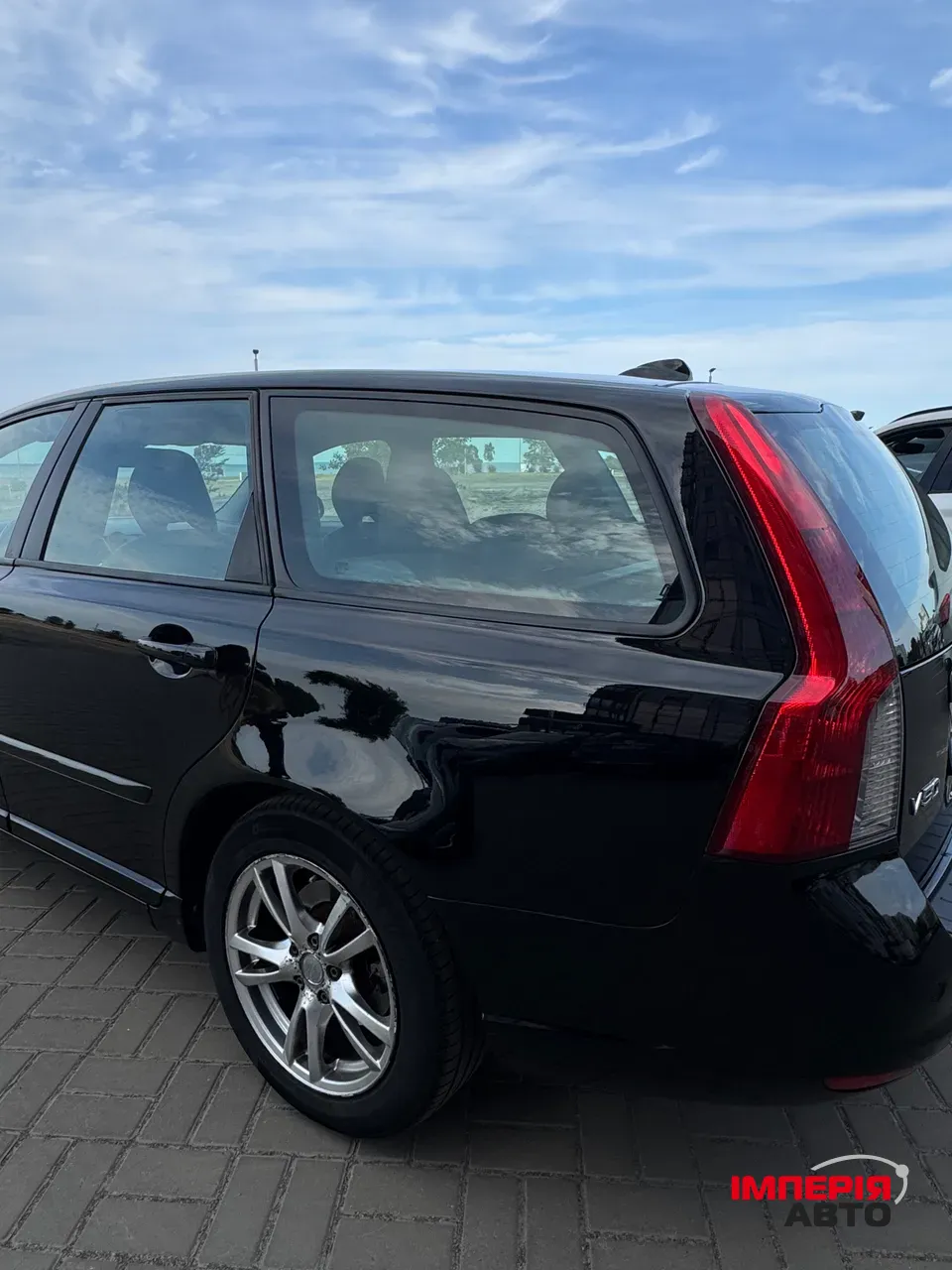 Volvo V50 - фото 8