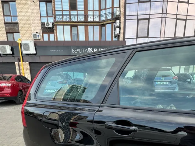 Volvo V50 - фото 4