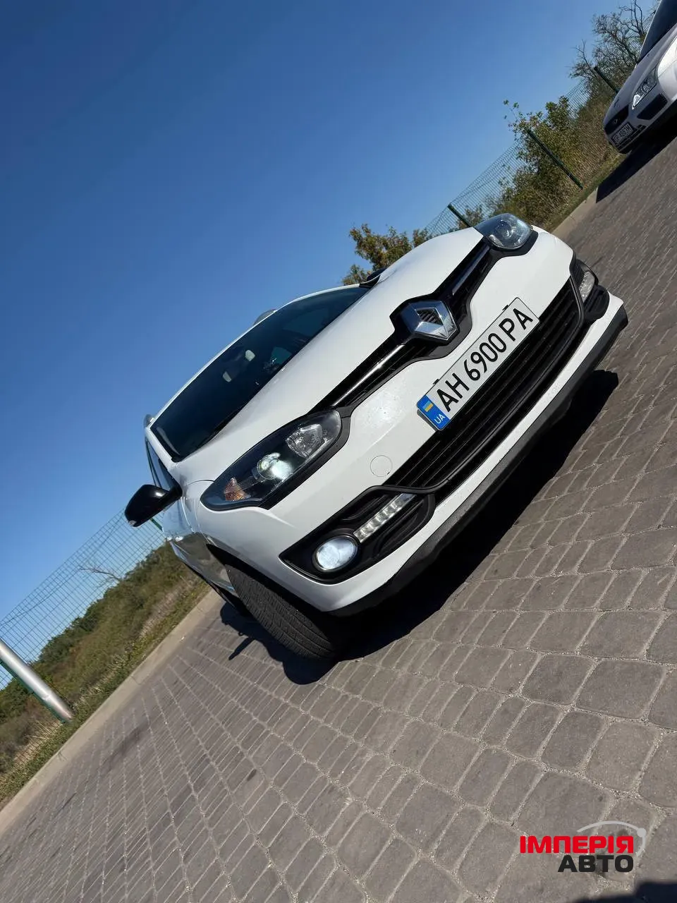 Renault Megane - фото 3
