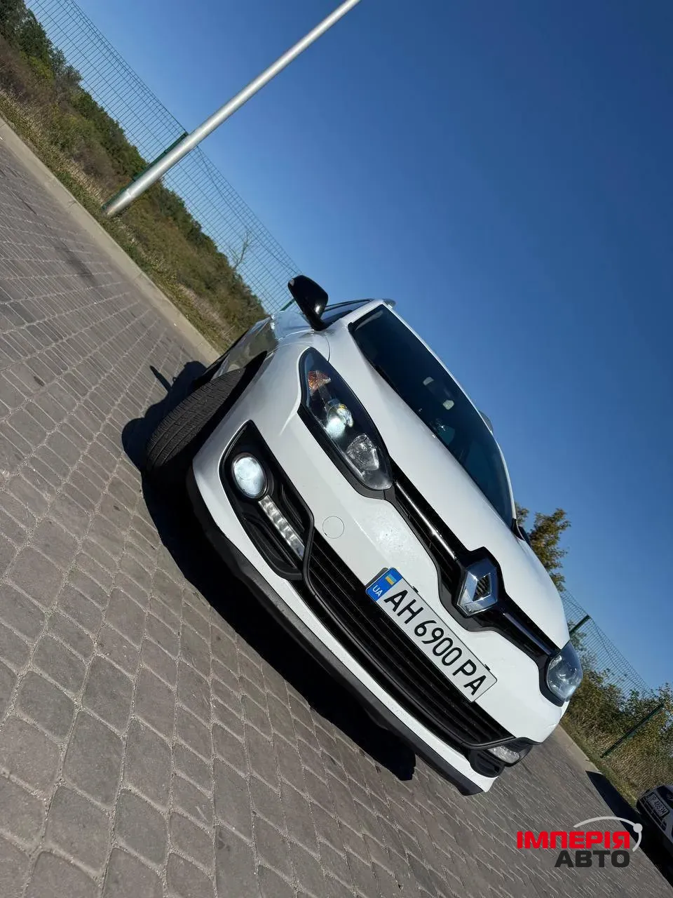 Renault Megane - фото 2