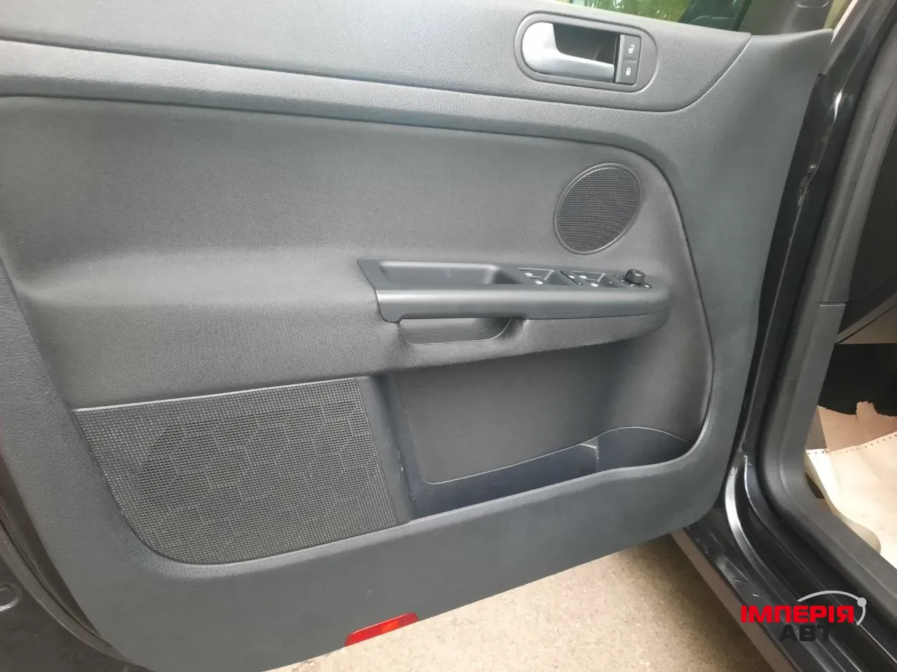 Volkswagen Golf Plus - фото 12