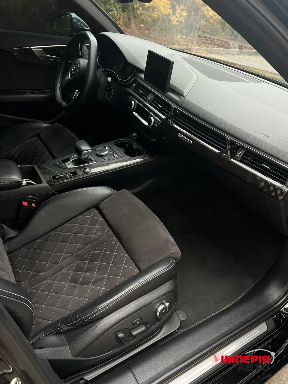 Audi S4 - фото 10