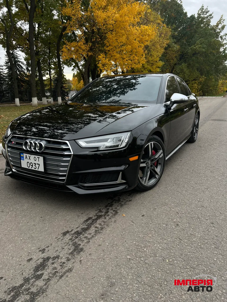 Audi S4 - фото 1