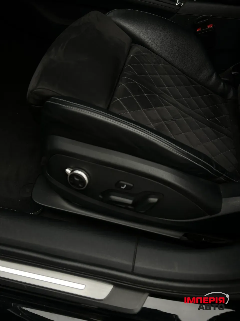 Audi S4 - фото 13