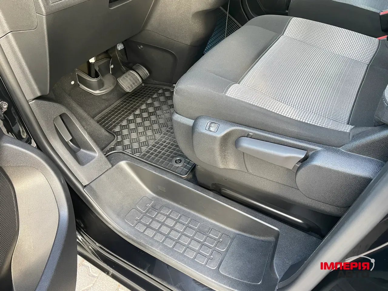 Citroen SpaceTourer - фото 12