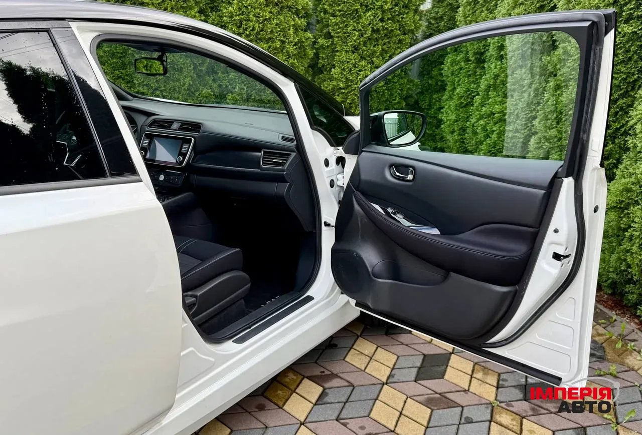 Nissan Leaf - фото 34