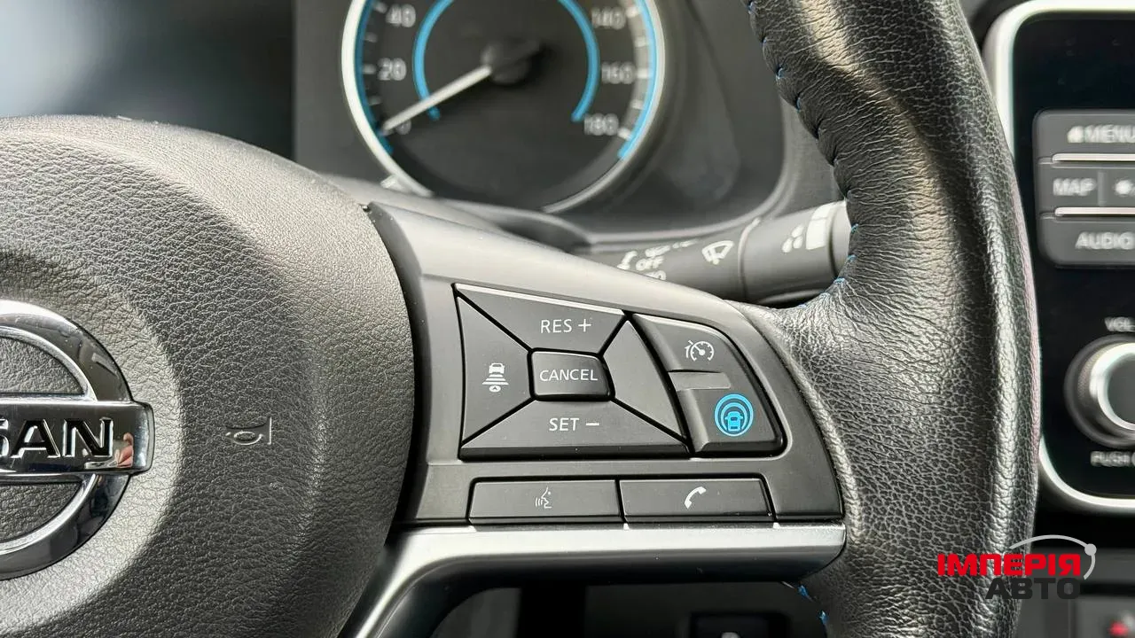 Nissan Leaf - фото 23