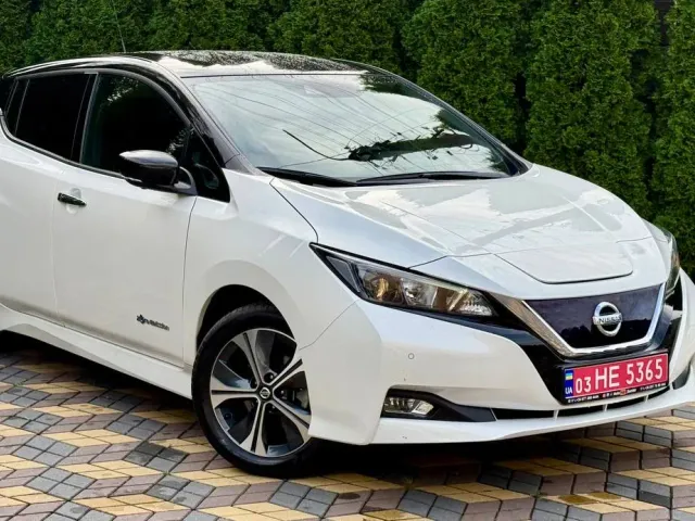 Nissan Leaf - фото 3