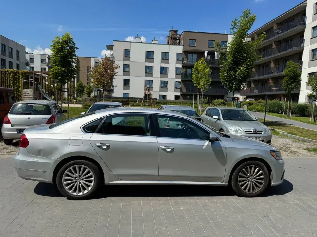 Volkswagen Passat - фото 3