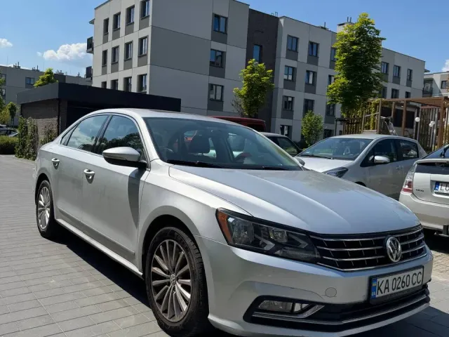 Volkswagen Passat - фото 1
