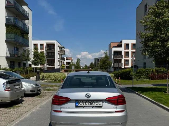 Volkswagen Passat - фото 4