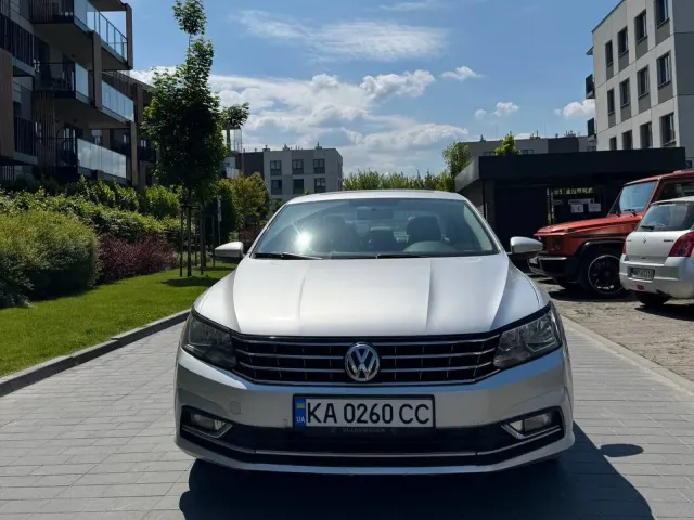 Volkswagen Passat - фото 5