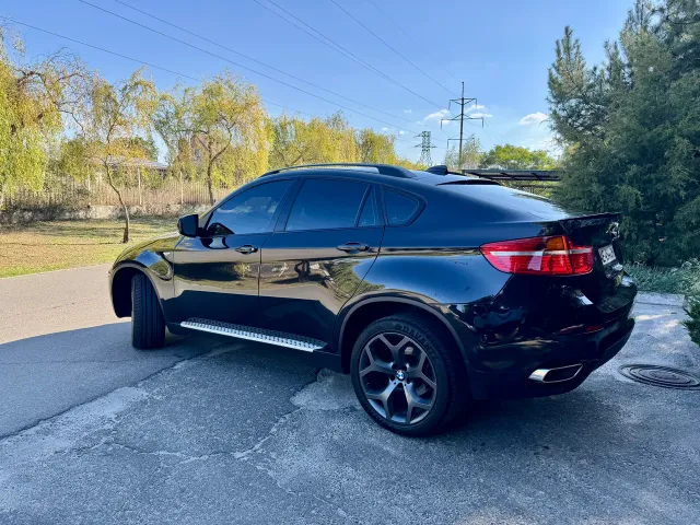 BMW X6 - фото 3