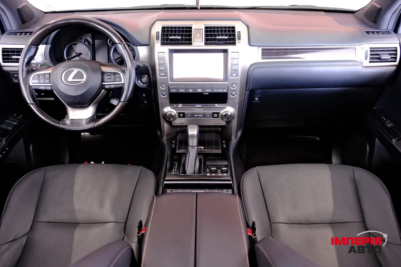 Lexus GX - фото 7