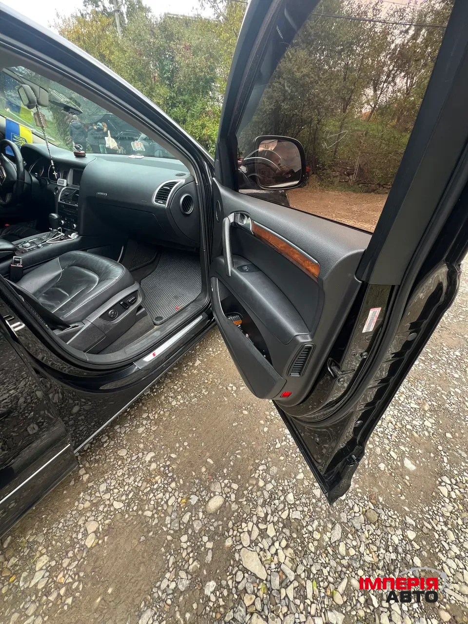 Audi Q7 - фото 15