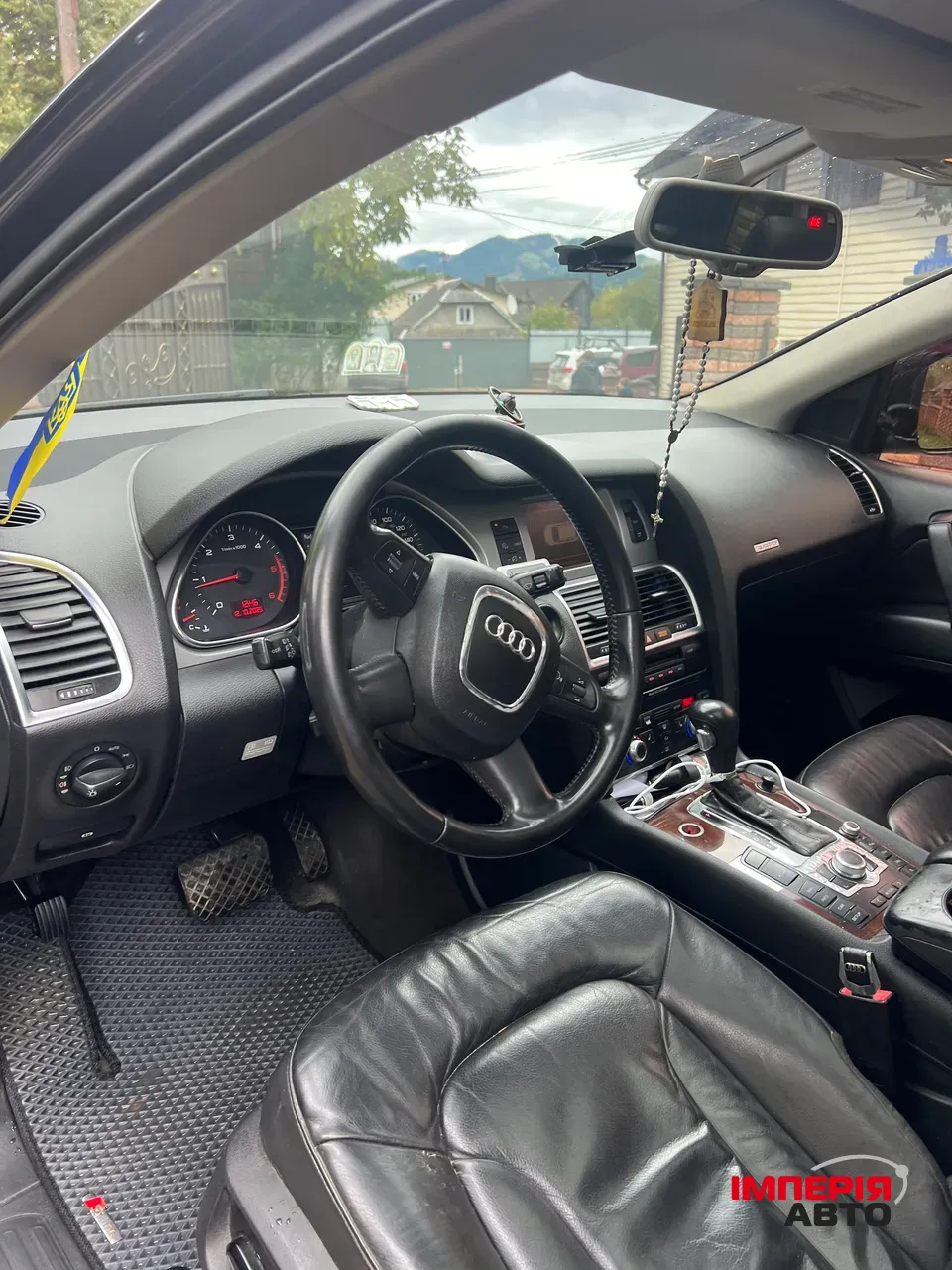 Audi Q7 - фото 7
