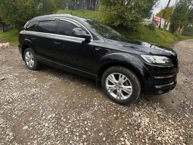 Audi Q7 - фото 5