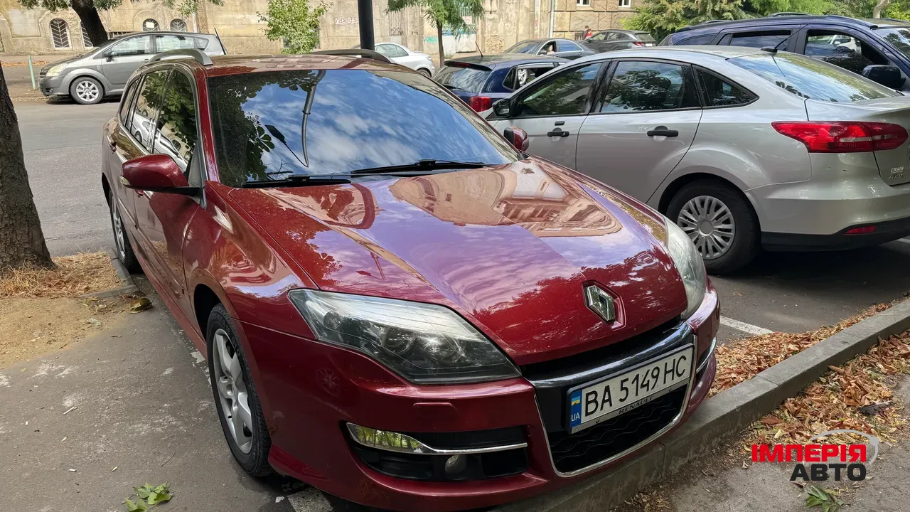 Renault Laguna - фото 3