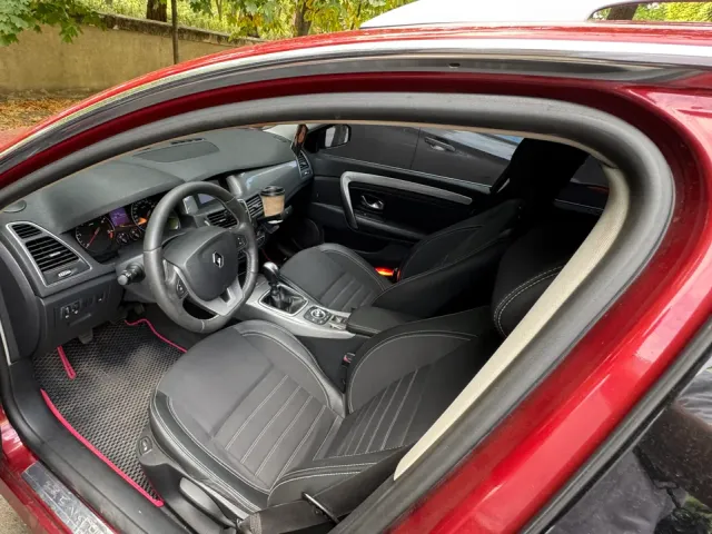 Renault Laguna - фото 5