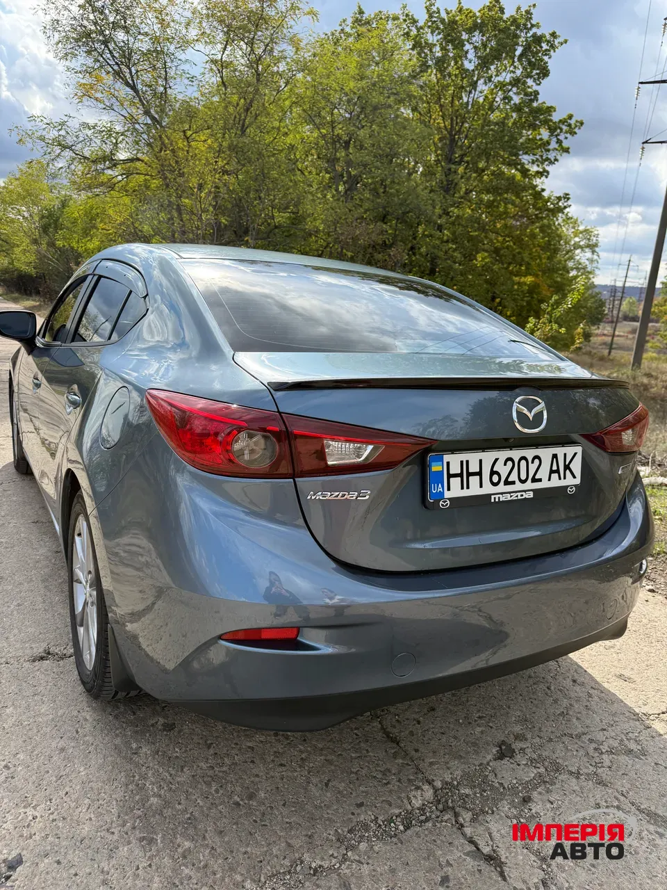 Mazda 3 - фото 9