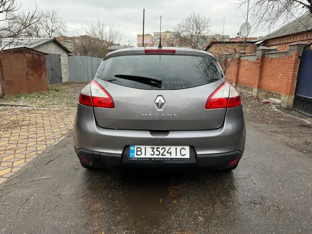 Renault Megane - фото 4