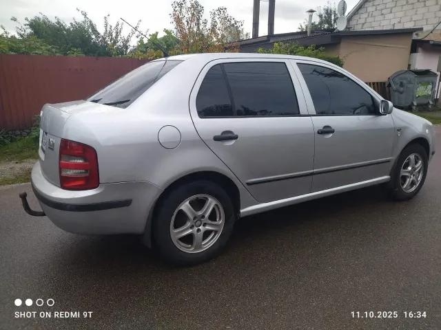Skoda Fabia - фото 3