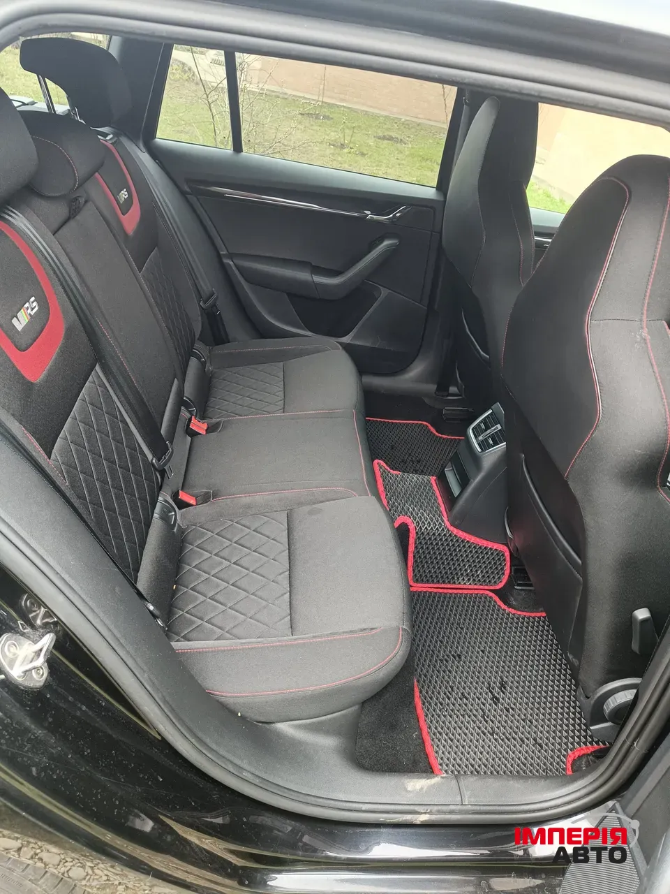 Skoda Octavia RS - фото 8