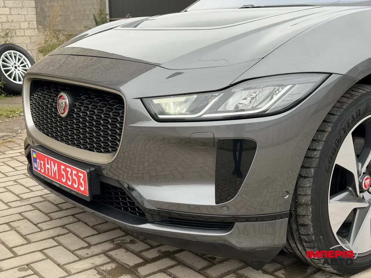 Jaguar I-Pace - фото 11