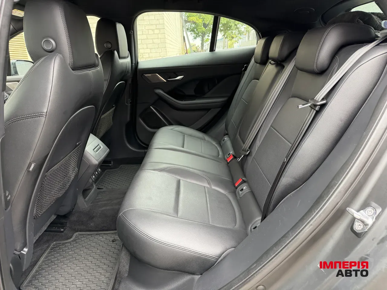 Jaguar I-Pace - фото 17