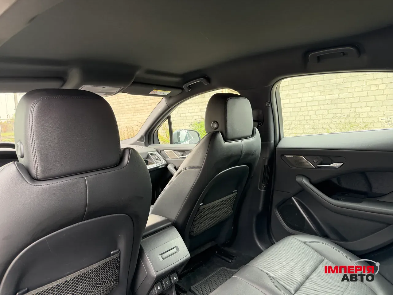 Jaguar I-Pace - фото 16