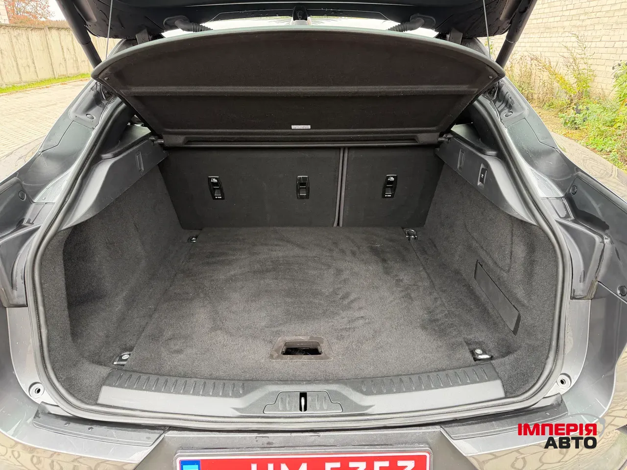 Jaguar I-Pace - фото 30