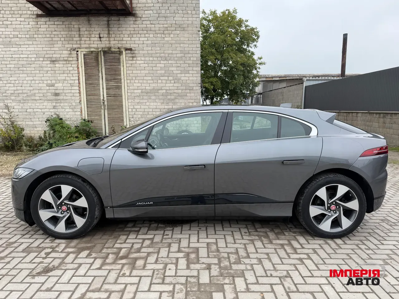 Jaguar I-Pace - фото 8